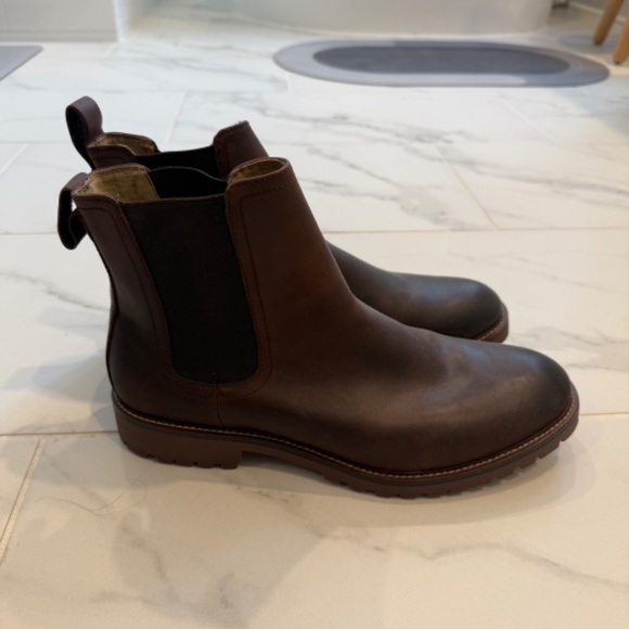 Banana Republic Brown Chelsea Boot - Size 10 - Picture 4 of 5
